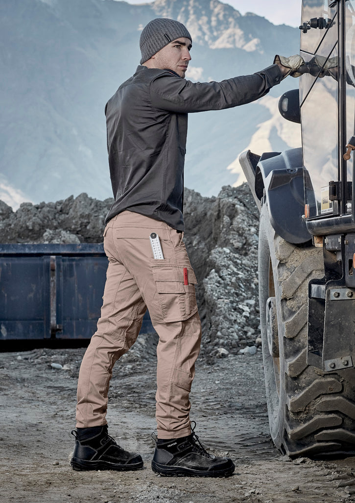 Mens Streetworx Curved Cargo Pant in Khaki