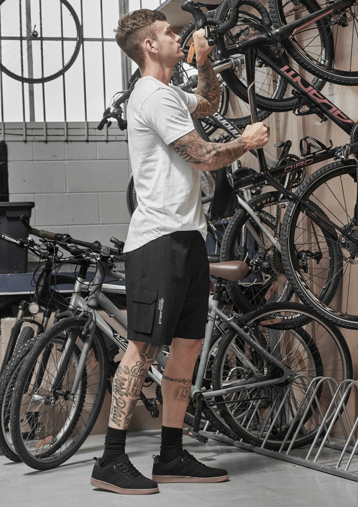 Mens Streetworx Board Short in Black