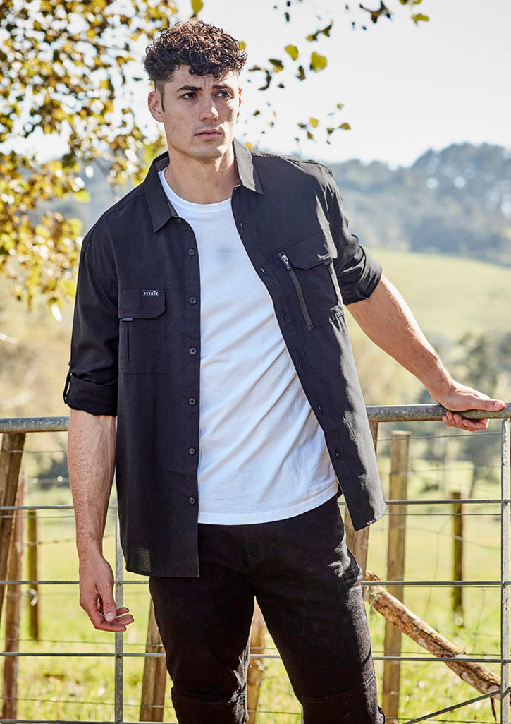 Mens Outdoor Long Sleeve Shirt in Black