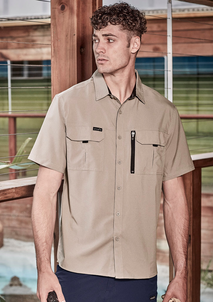 Mens Outdoor Short Sleeve Shirt in Sand