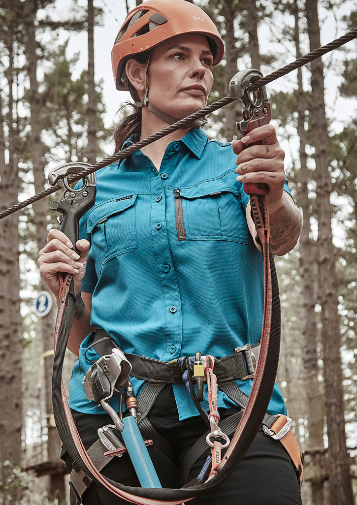 Womens Outdoor Short Sleeve Shirt in Diesel